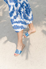 Afbeelding in Gallery-weergave laden, Blue Diamond Slippers
