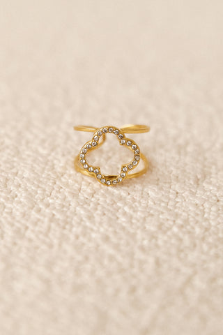 Clover Ring