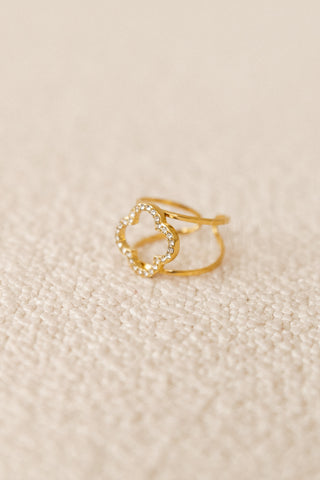 Clover Ring