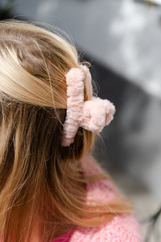 Fluffy hairclip (multiple colors)