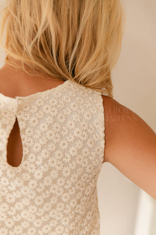 Daisies Top