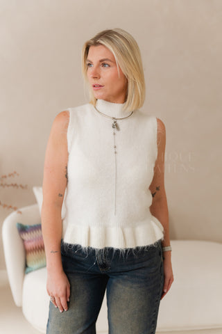 Peplum Pull Ecru