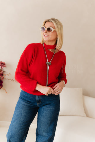 Cut Out Pull Red