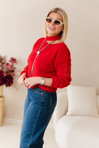 Cut Out Pull Red