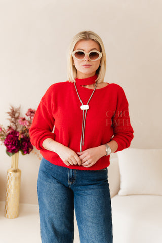 Cut Out Pull Red