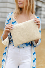 Afbeelding in Gallery-weergave laden, Lost In Paradise Clutch
