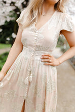Afbeelding in Gallery-weergave laden, Golden Leaves Dress Pink
